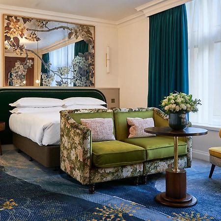 The Capital Hotel, Apartments & Townhouse London Kültér fotó A suite at The Ivy Collection