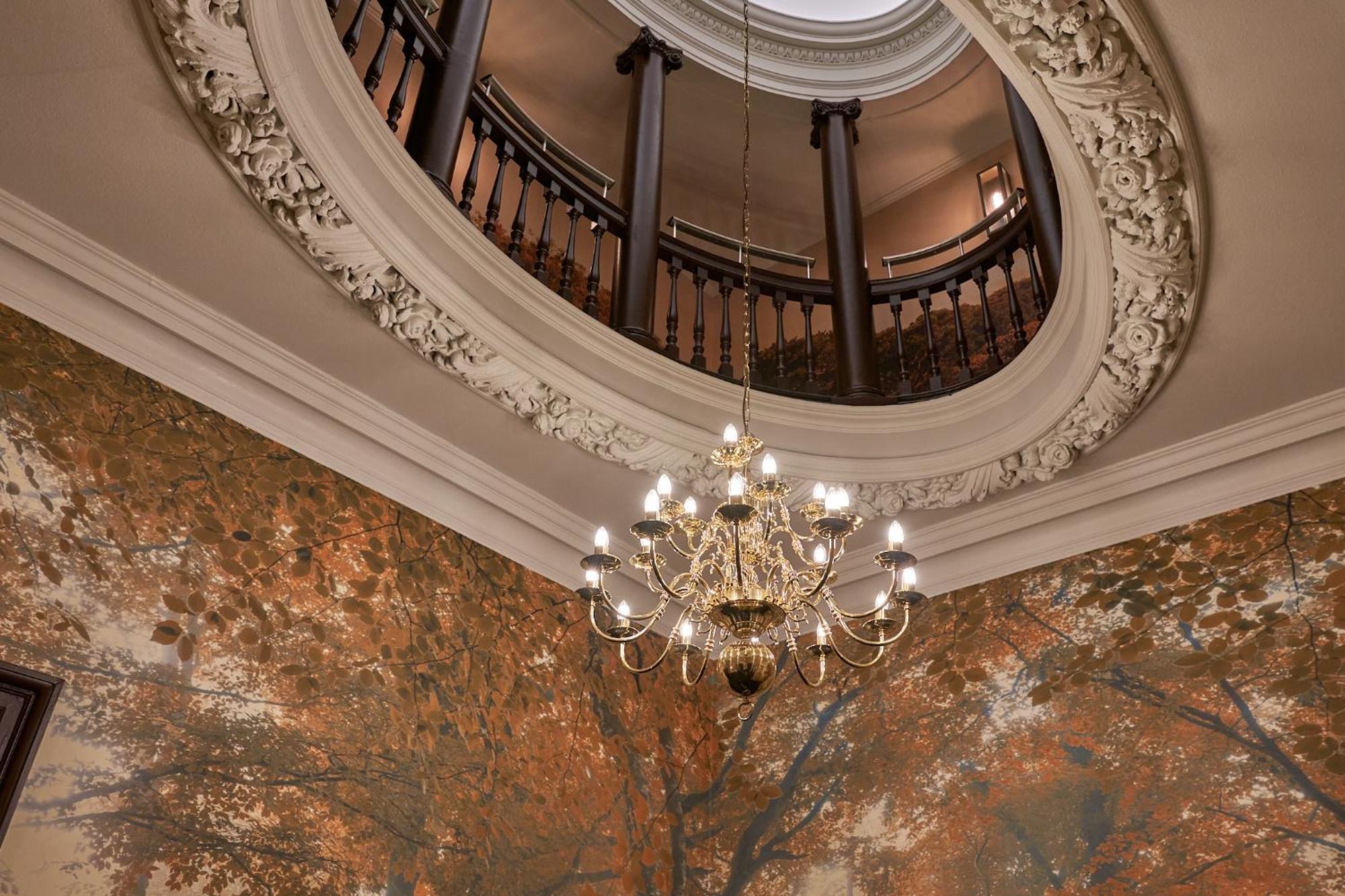The Capital Hotel, Apartments & Townhouse London Kültér fotó The staircase